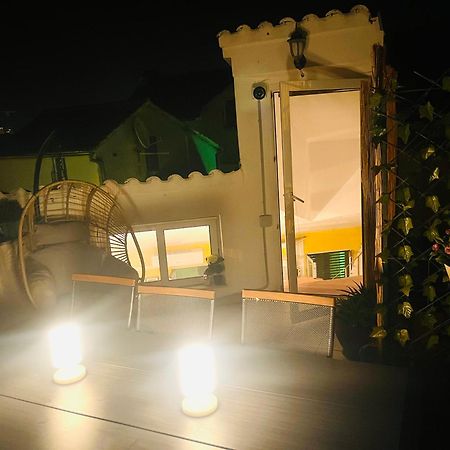 Poetry House Ξενοδοχείο Σπλιτ Εξωτερικό φωτογραφία